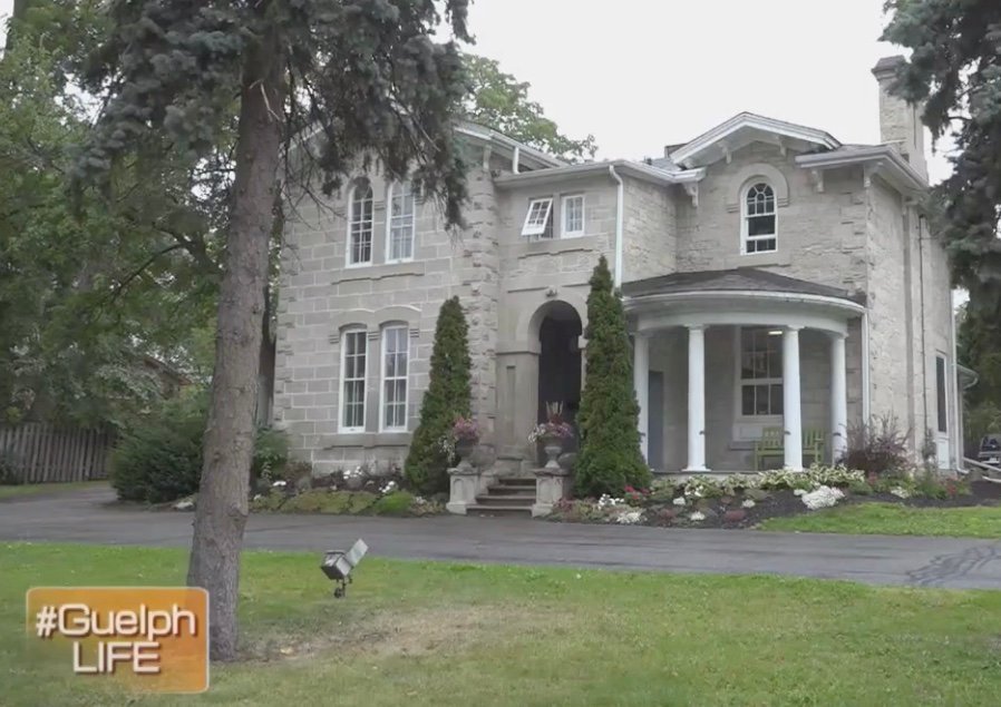 PollinateNet's tweet photo. 25 Waterloo Ave is featured on the #GuelphLIFE Rogers TV Guelph segment featuring our workmates @BradyJuiceInc from @JuiceInc & @AaronBarthPhD from Dialectic Solutions๐ฏ
See if you can spot our Pollinators hard-at-work!
https://t.co/sMsClSEkFF
#RogersTV #25Waterloo https://t.co/YsMJcA0cIK