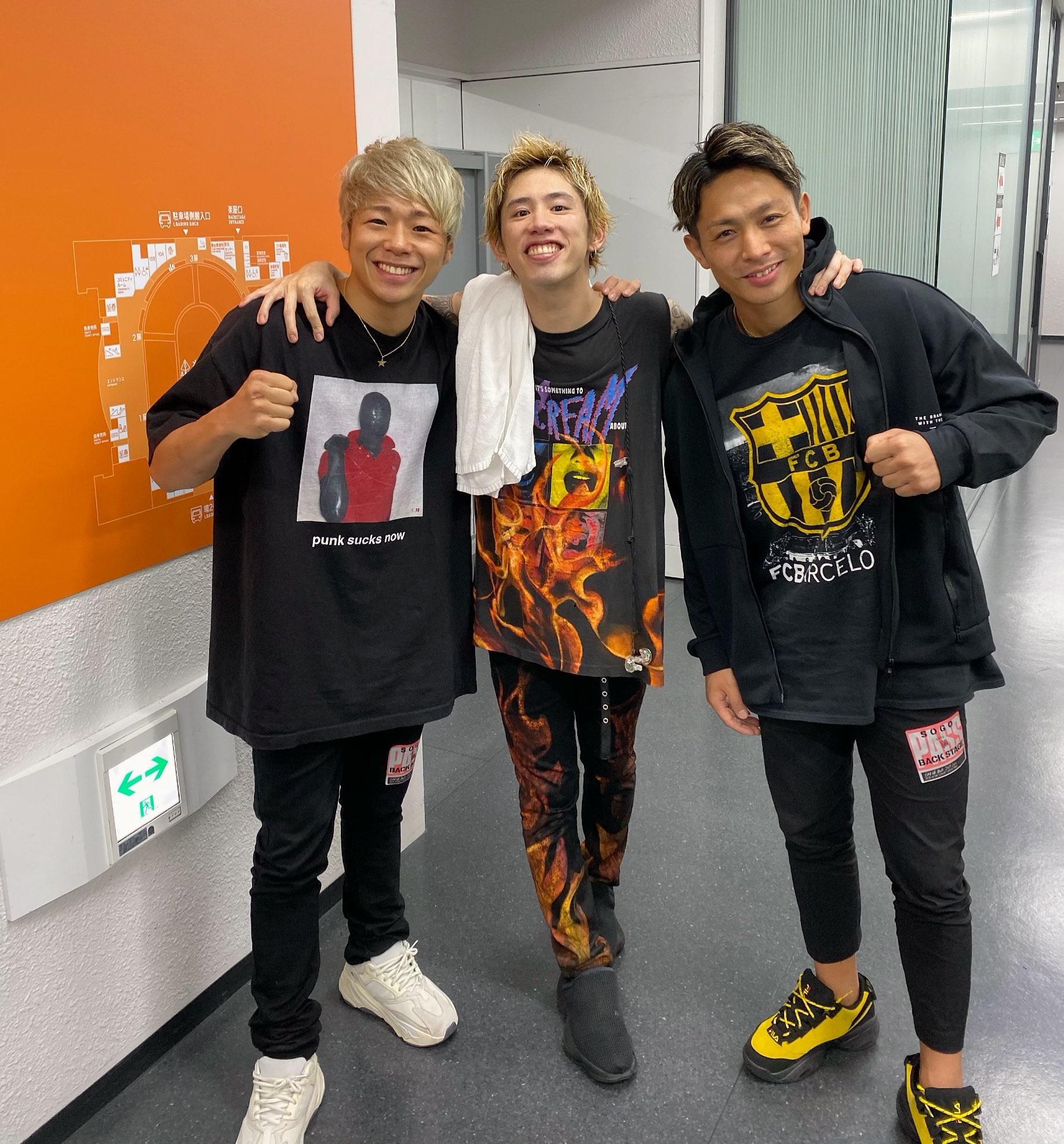 武尊 Takeru Twitter पर 今日はone Ok Rockのライブで横浜アリーナへ 最高に熱いライブで試合に向けて 最高のパワー貰いました 2週間後に同じ会場で戦うと思うと 更に気合い入った 絶対勝つ Takaさんありがとうございました T Co Jtgto5xsxx 武尊 Takeru Twitter पर 今日はone Ok Rockのライブで横浜アリーナへ 最高に熱いライブで試合に向けて 最高のパワー貰いました 2週間後に同じ会場で戦うと思うと 更に気合い入った 絶対勝つ Takaさんありがとうございました T Co Jtgto5xsxx