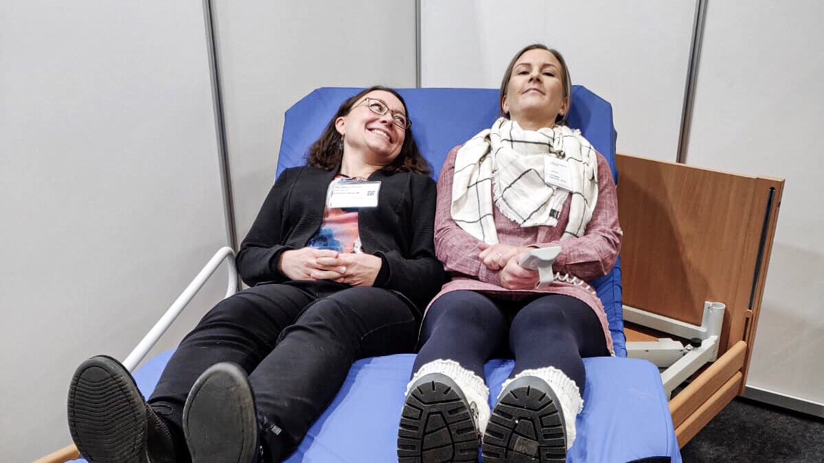 sari_ahlholm's tweet image. Engström ja Ahlholm apuvälinemessuilla. Töitäkin toki tehtiin, kun AlluMedical lähti mukaan yhteistyöhön. Iltapäivällä palaveri Desing Factory -asioissa.
#roboriksu #roboticscampus #riihimäki #riiconnecting #hyte #cooperation #WomeninBusiness