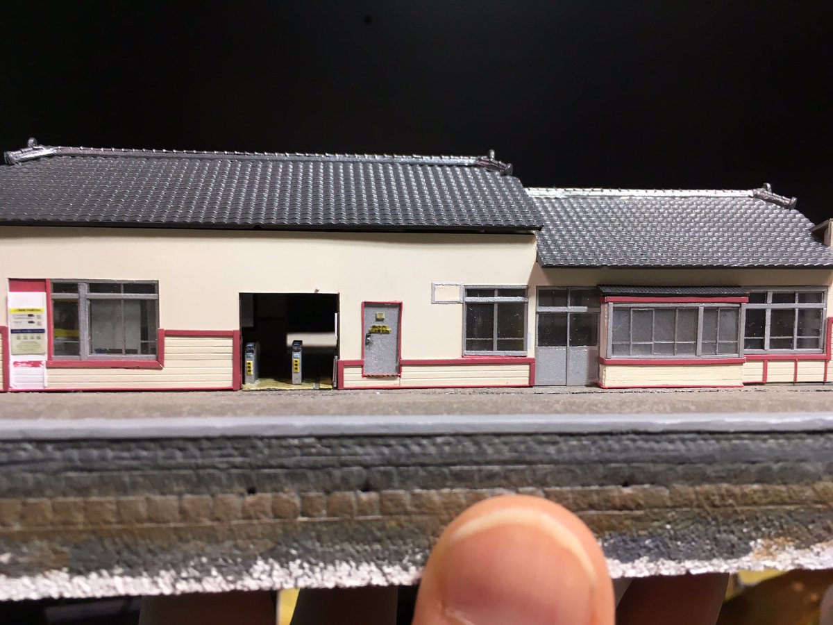 はんなりかめちゃんの丹の夢工房 V Twitter Jr八木駅 上りホームにある洗い場 指先に乗る 150分の1 スケールです ホースの細さは限界 駅舎ホーム側に設置します ミニチュア ジオラマ 洗い場 ストラクチャー フルスクラッチ Nゲージ 築1年