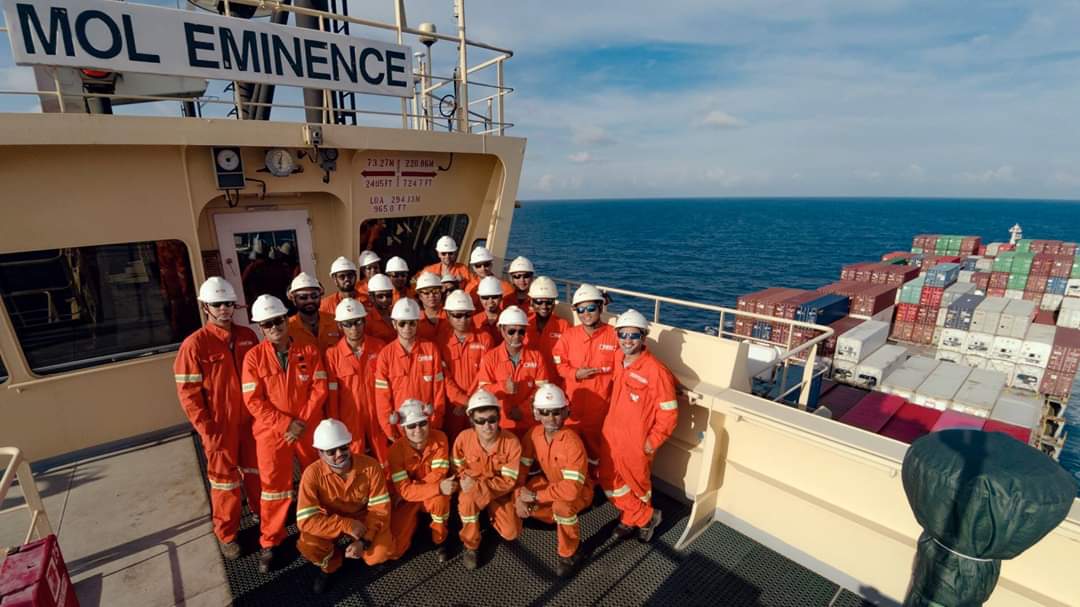 AmarSK1234's tweet photo. #ManoverBoardDrill पानी जहाज!
आफ्नै #Crewmembers संग!!! #starboardside!!!
#Oceanic5000Ship https://t.co/JKp3KD2w85
