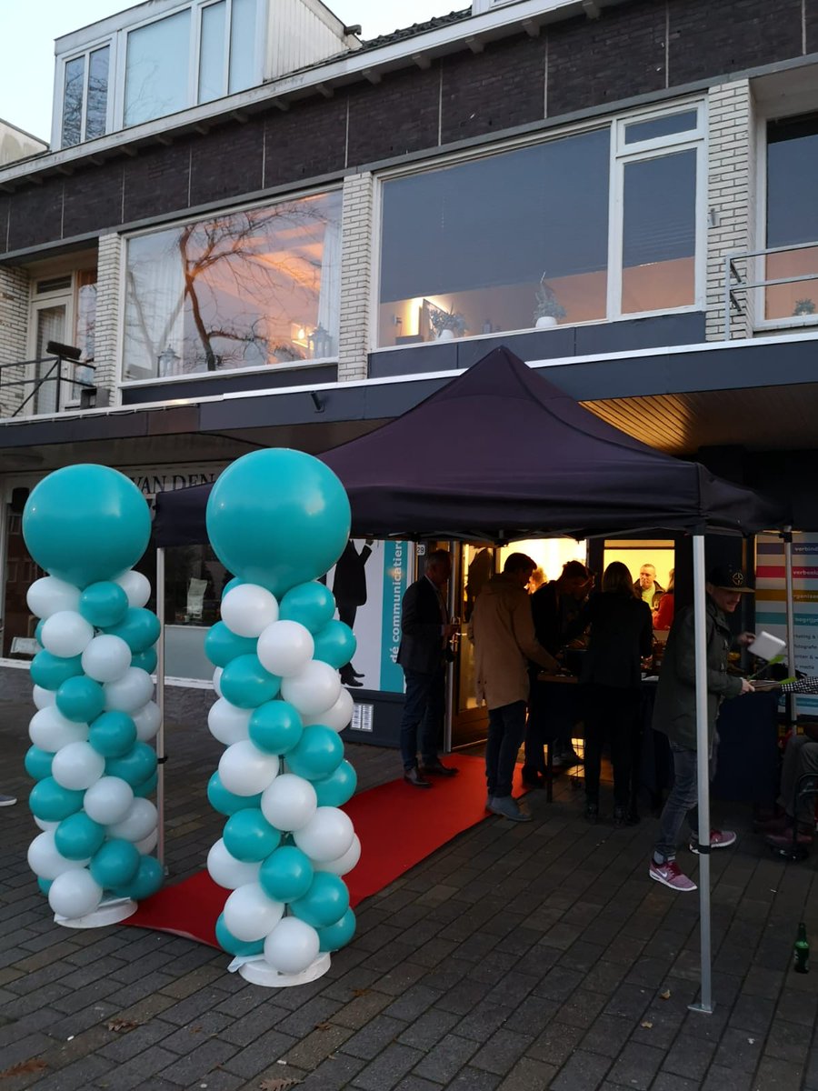 TekstUeel - communicatie tweet media