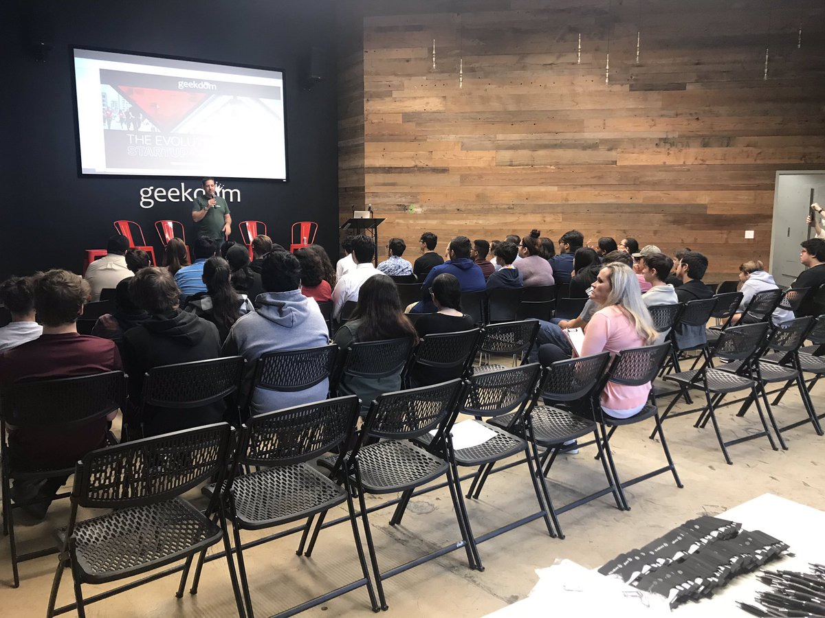 sandovalzfour's tweet photo. Cyber Security Job Shadowing at geekdom. We are learning that there is a whole new kind of world out there! @RealBrahmaPride @NEISD_CTEC @Geekdom https://t.co/Kfs20iV8QL
