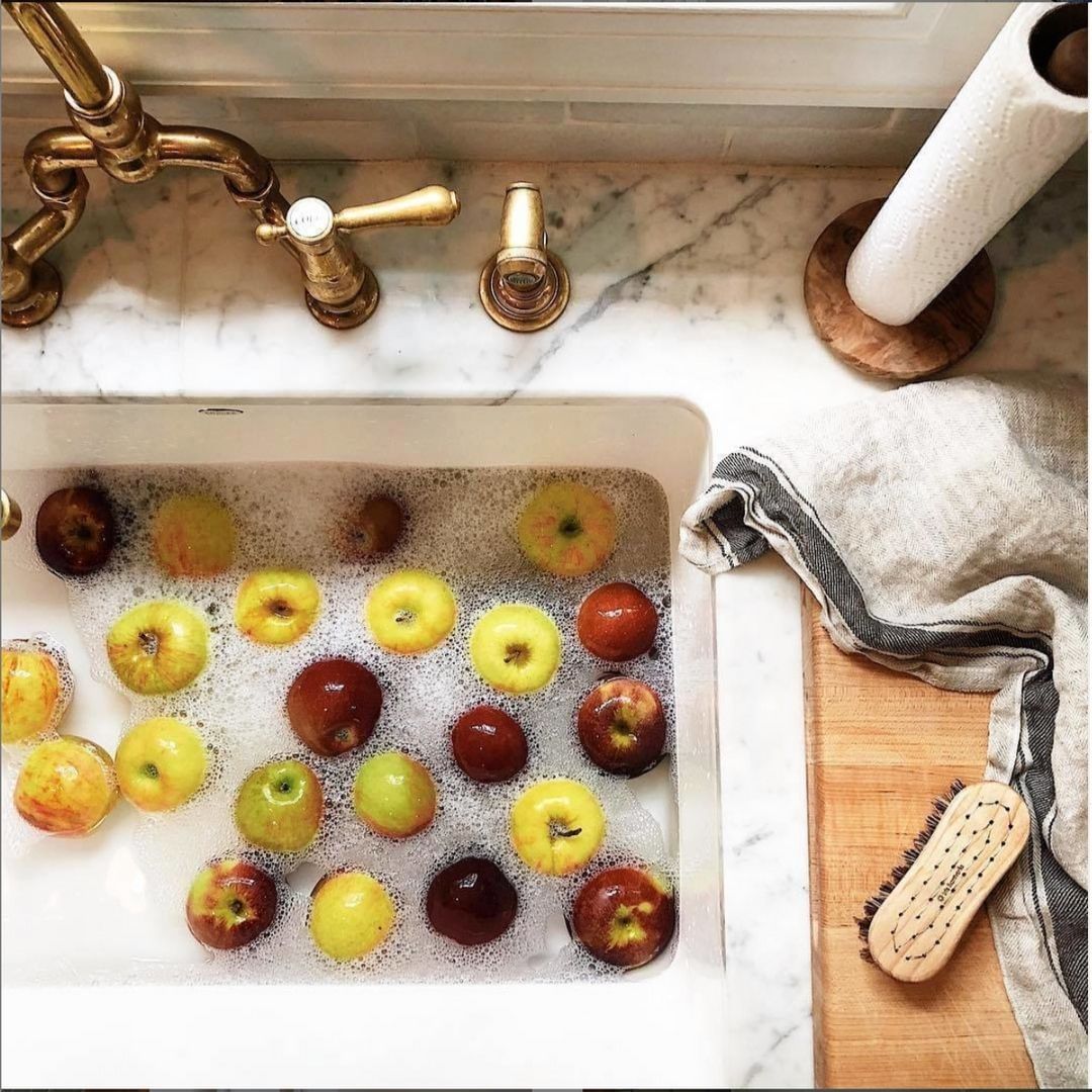 Embracing the quintessential flavors of fall with @cypressdesignco. The timeless combination of marble counters with our brass Chesterfield faucet is truly the apple of our eye!