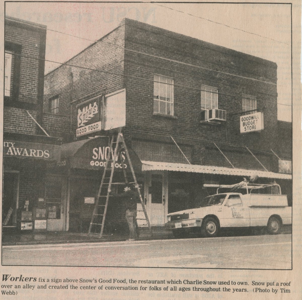 #ThrowbackThursday Snow's restaurant was a mainstay in Kernersville for many years. Started in 1947, Charlie Snow built his restaurant, Snow's Ice Cream and Sandwich Shoppe, in the alley between two buildings on North Main Street. He continued to run the restaurant until 1985.