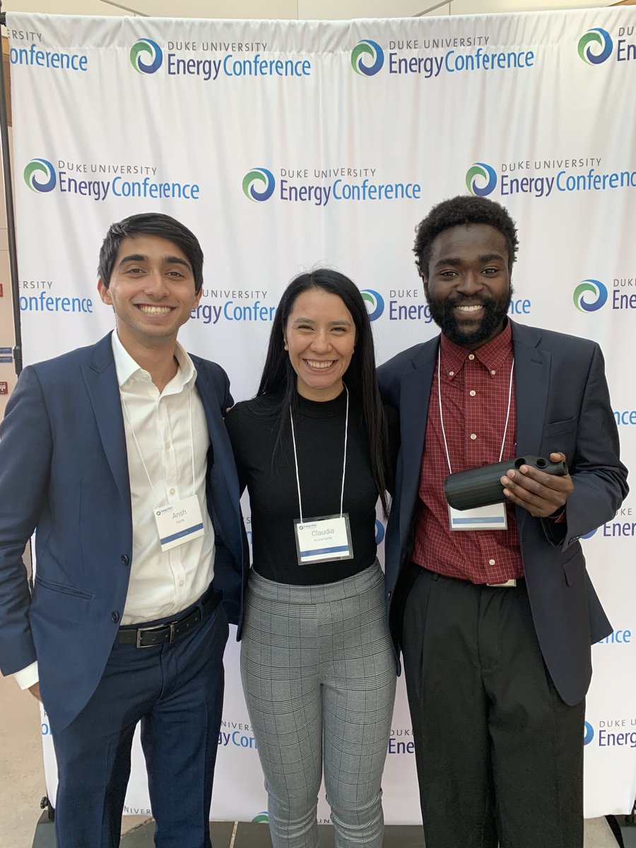 CMUenergy's tweet image. Congrats to @CMUEngineering student Kwaku Jyamfi for winning the research poster competition @EnergyWeek_Duke! Kwaku received $3K for his universal biomass solution. We are proud to have supported this extraordinary opportunity. @BrvhSwavioo