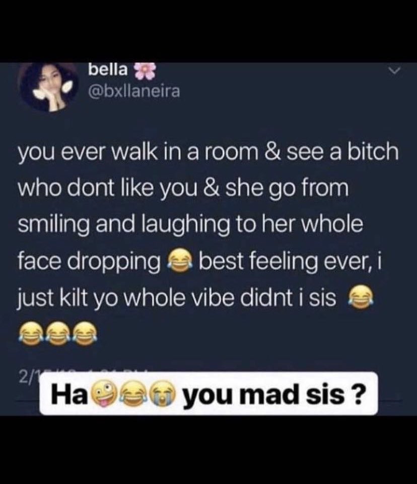 ari_slomo's tweet photo. sorry sis😂 https://t.co/G0fcLrruco