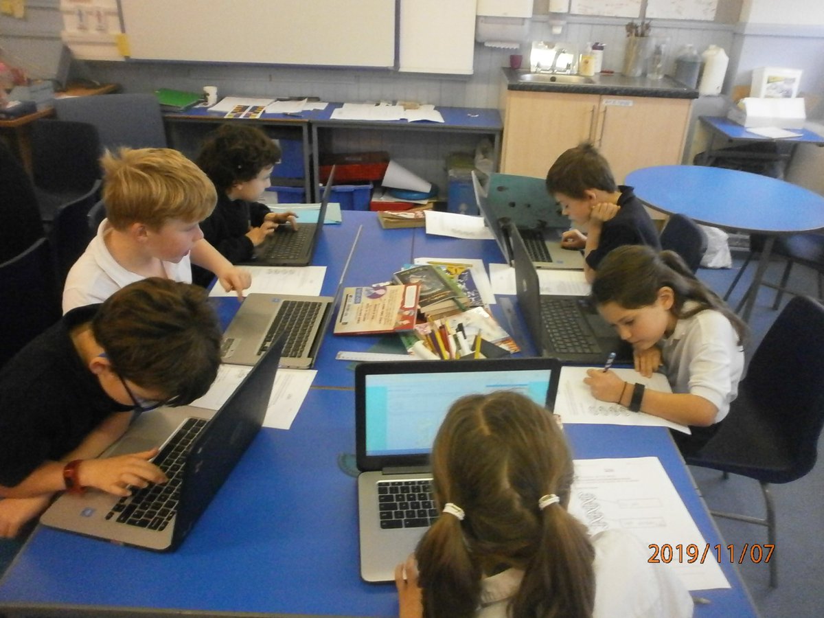 aberladyschool's tweet photo. P4, consolidating their learning on DNA as part of our IDL on the human body. #aps4 https://t.co/XrnfcYkMKy
