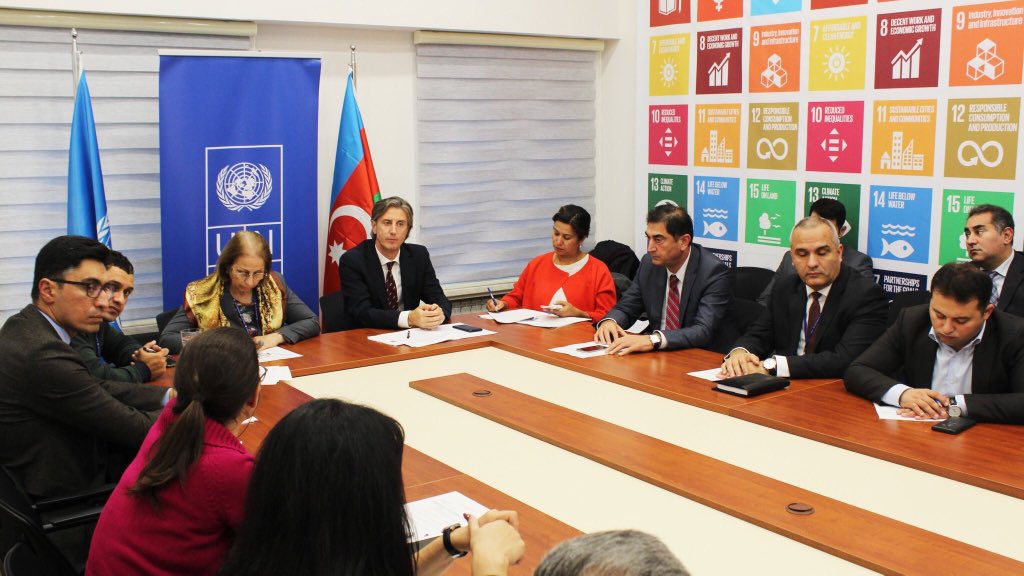 UNDP_Evaluation's tweet photo. ‼️Under-used recommendations are one of the biggest challenges of #eval.
🗣This is why we engage our stakeholders which is key in the use of our evaluation findings.
🔎Just shared our #eval findings of #UNDPs contributions in #Azerbaijan to work together for a #strongerUNDP. https://t.co/7TCZvqczX2