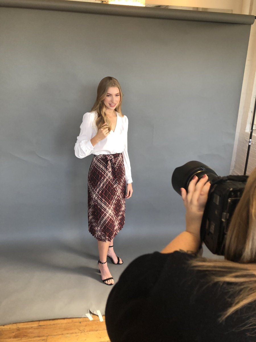 Behind the scenes photo of our new model OLIVIA 💛 Photo by Shannon Ford Photography