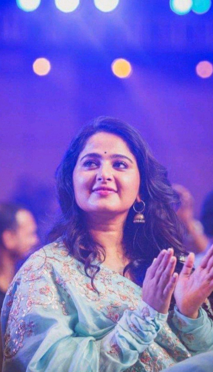 Anushka Shetty Happy Birthday return of day    