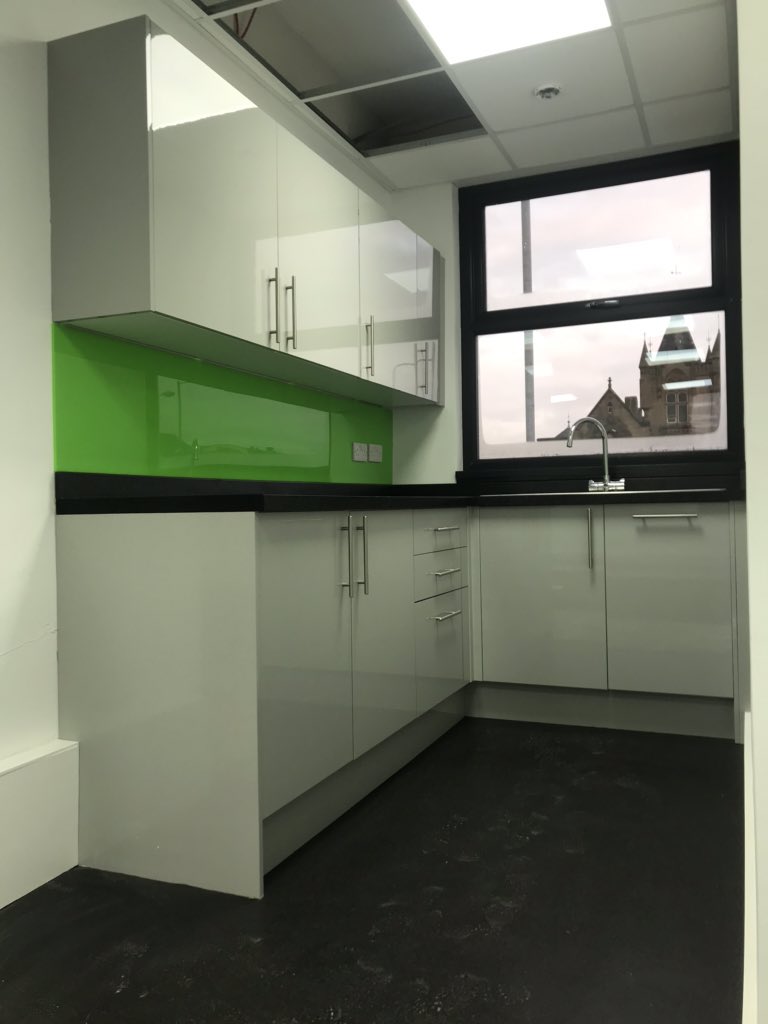 Finalfixltd's tweet photo. Busy Busy week at finalfix ! handing over the now fully refurbished former RBS bank in Ashton-under-Lyne. We have reached pre plaster at the extension in Bramhall &amp; just for good measure started work on Two new builds in Warrington 🔨🔨🔨 https://t.co/TdddsNehEI