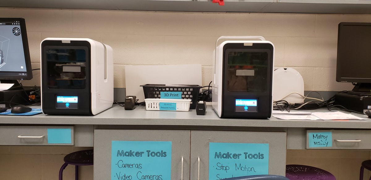 ShipChoiceMedia's tweet photo. Nothing makes me happier than the whir of two 3D printers printing student projects! #makerspace #3Dprinting @ShipChoiceAACPS https://t.co/3YdLaj9w4f