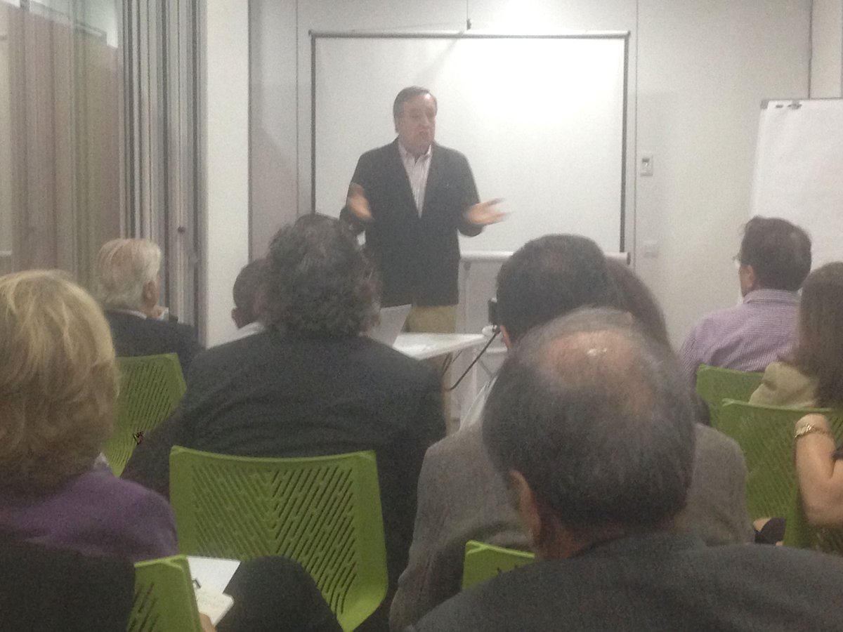 50pro_'s tweet photo. Éxito absoluto en la última jornada de #50pro 
Contamos con la experiencia de Carlos Rodríguez Jiménez, fundador de @truekeling y  nuestro CEO @carmogri 
Si no quieres perderte la próxima jornada, escríbenos a info@50pro.es
Gracias @FactoriaMeeu 
#emprendimientosenior #EPS50 https://t.co/ZkEvlRxakQ