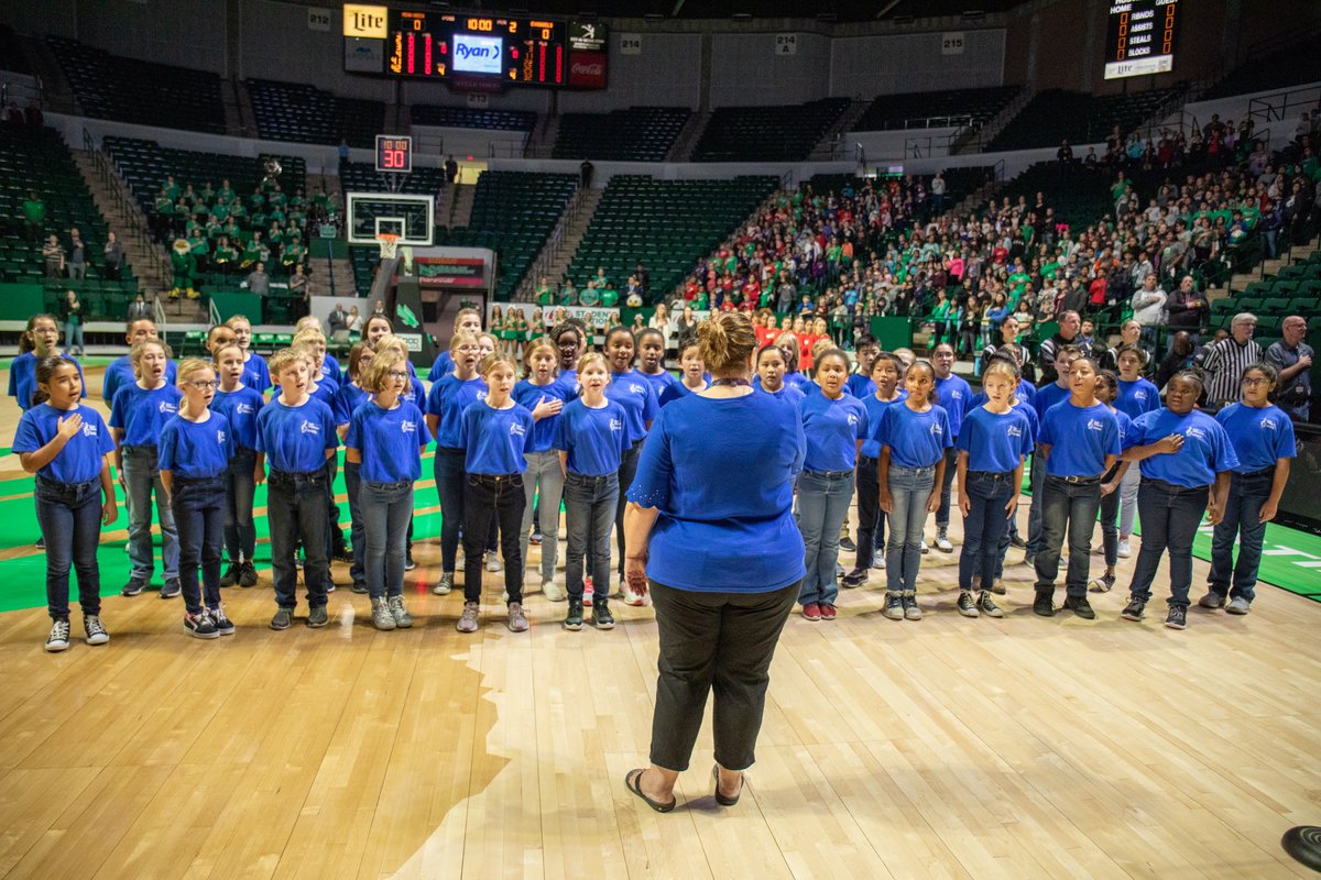 dentonisd's tweet image. It's a great day to be supporting @MeanGreenSports. @MeanGreenWBB are playing great and our 4th and 5th graders are loving it. #GMG #GDED