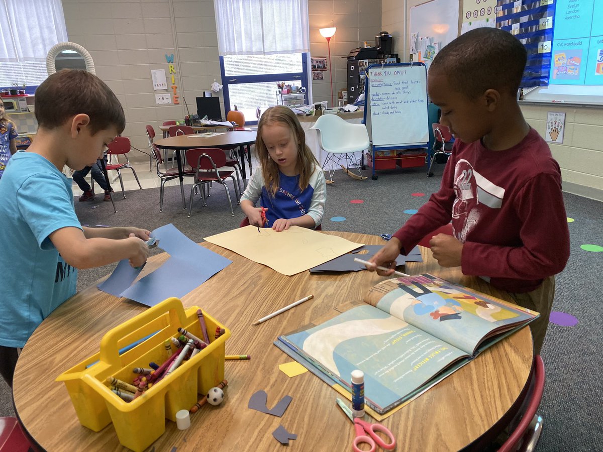 MissChristieKClass tweet media