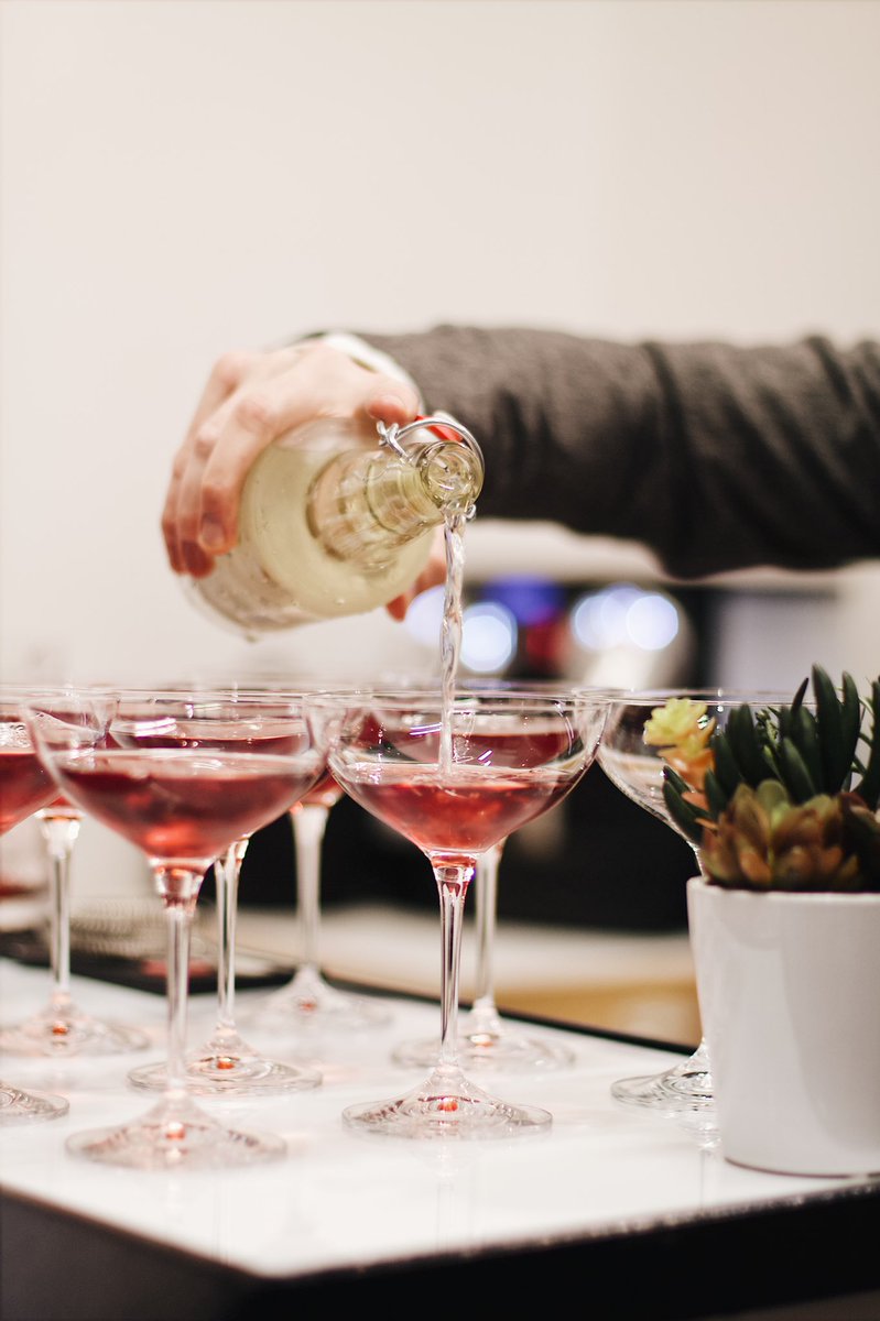 tealatteIG's tweet photo. #CocktailHourAt89Smithe | @readpendulum x @ArtisanSake + @jun0 | #Vancouver #VancouverEvents #Sake •  https://t.co/acRRK30tJM https://t.co/k9W8WnLvO5