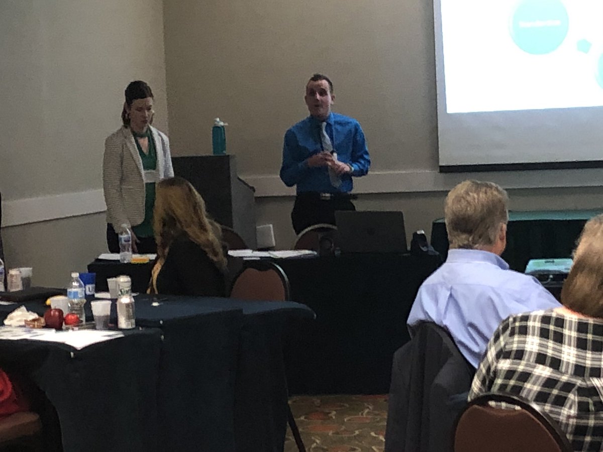 Linde61198806's tweet photo. #meetmeattheleep. Awesome presentation! https://t.co/jDax8QRu0P