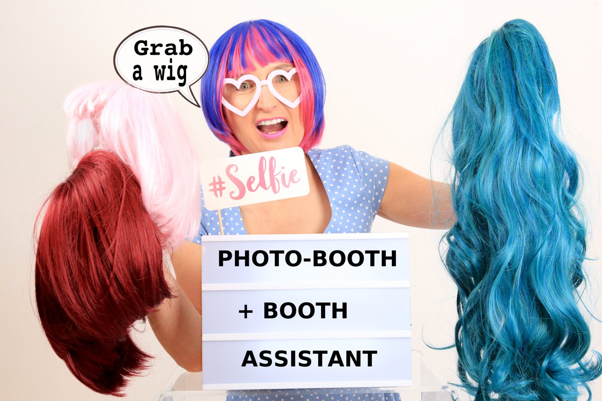 #photobooth  + Booth Assistant from £295
adrenalinepix.com/photo-booth.ht…