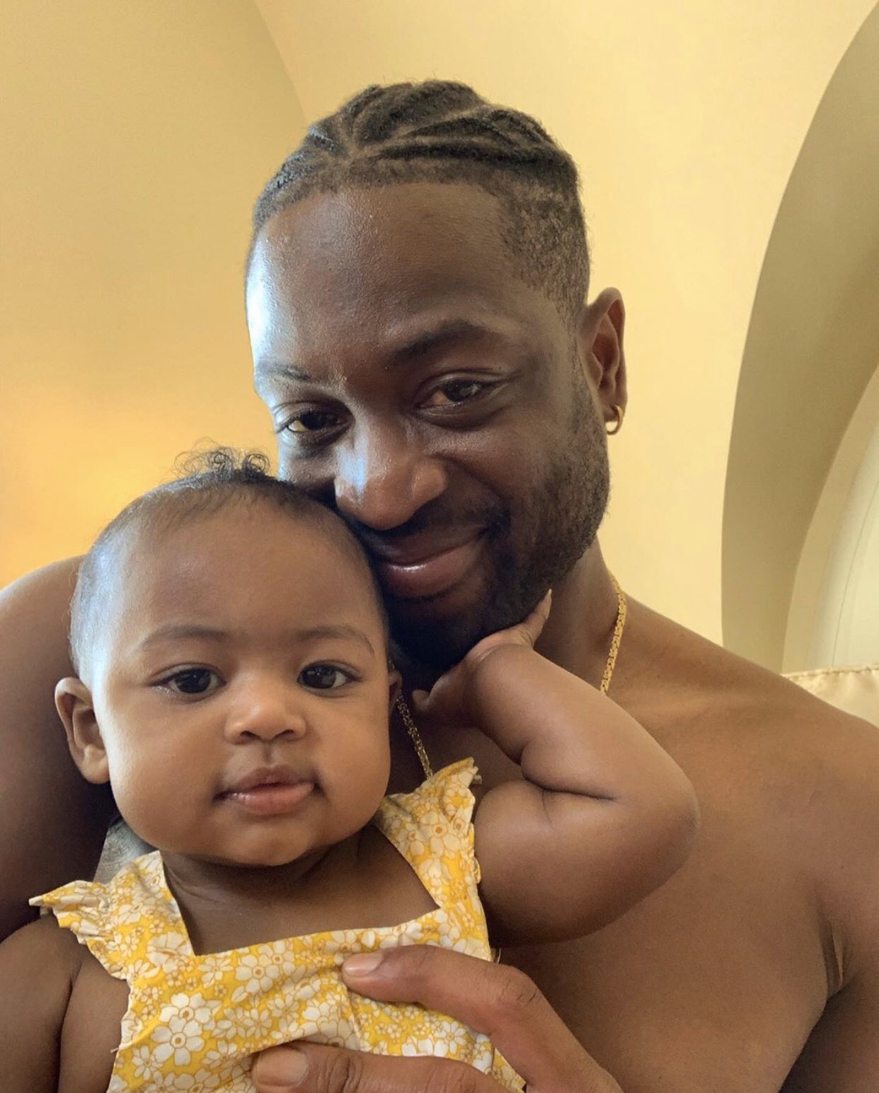 Happy 1st Birthday to DWade & Gabrielle Union-Wade s daughter, Kaavia!  