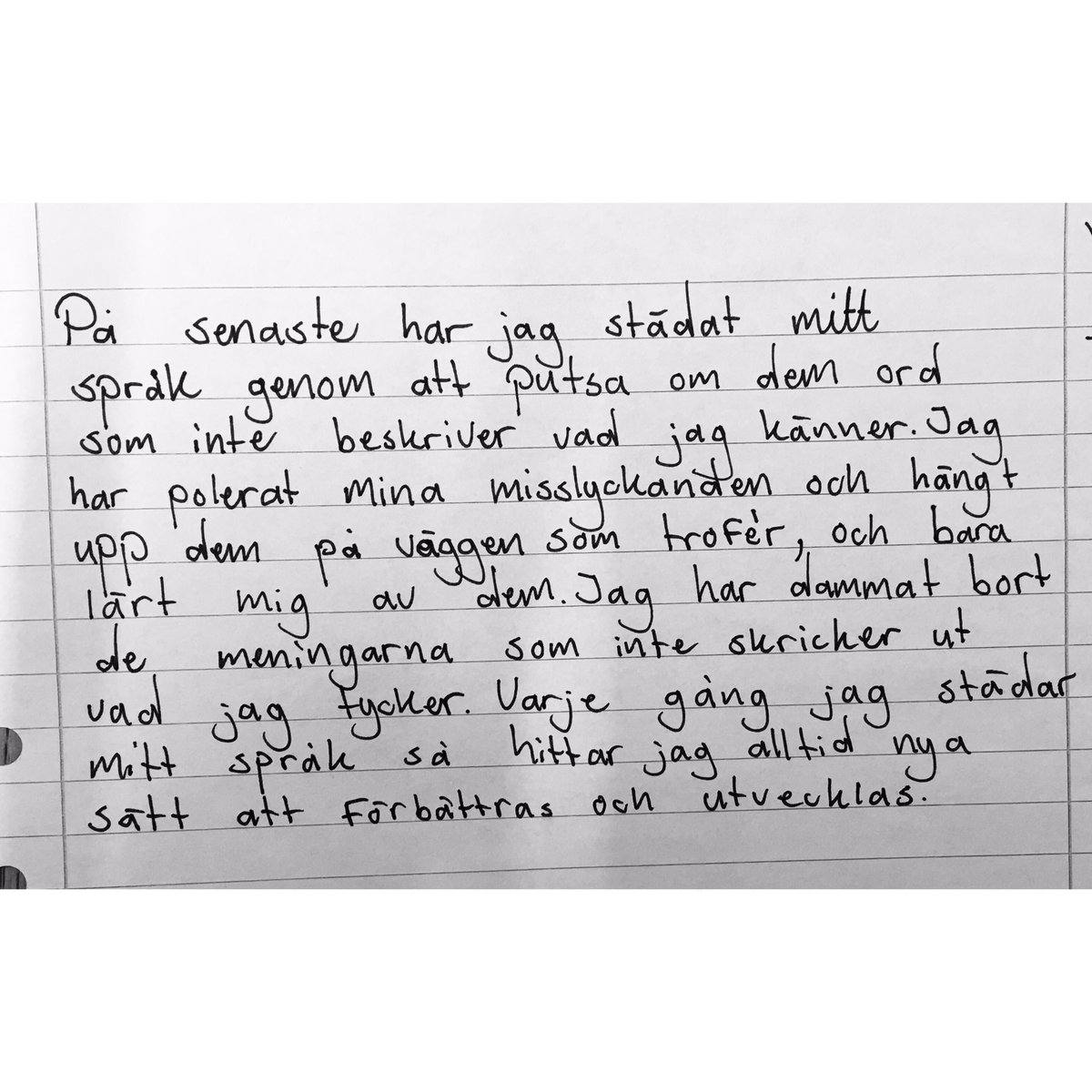 Jag frågade eleverna hur de har städat i sitt språk på senaste? #kreativtskrivande #B216