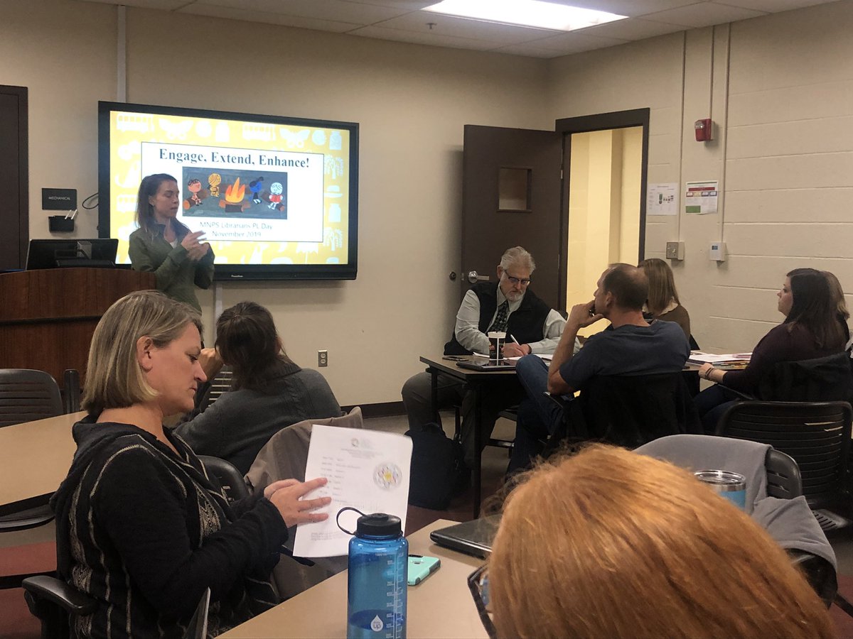 MarrieDuhart's tweet image. Engage, Enhance &amp;amp; Extend! W/ @PPE_Library @emmie_stuart @MNPSLearningTec @MNPSLibraries #mnpslibhack #mnpslt