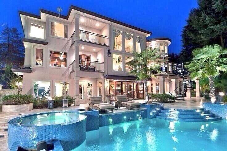 MeWeFree_'s tweet image. You get to live here with no bills and $1K a week, but you have to delete all of your social media and never use it again. Would you do it?