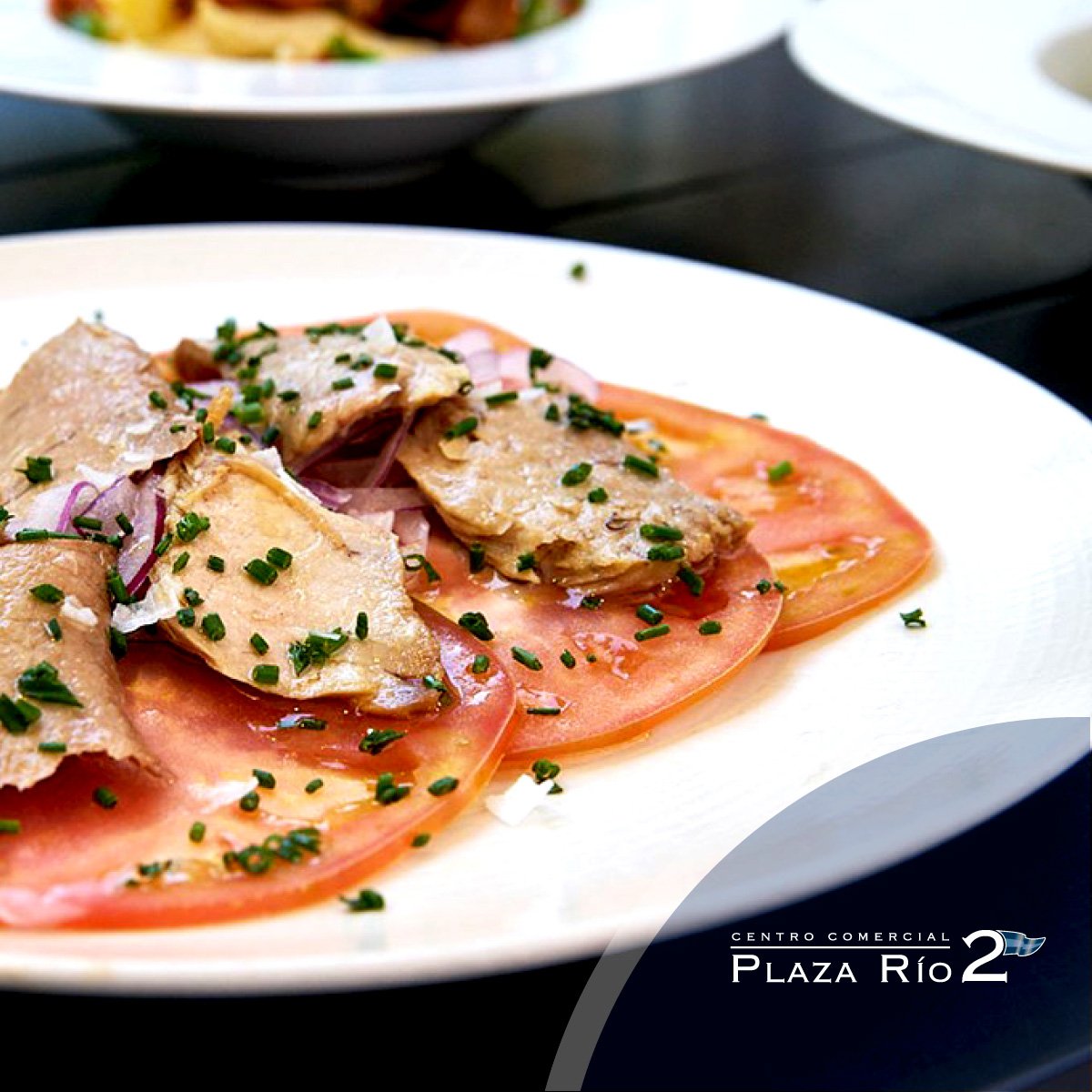 ¿Echas de menos el sur? Eso es porque no has aprobado la taberna <a href="/TabernaVolapie/">Volapié</a> 🍻 El sabor, la solera y el arte andaluz hecho comida 🍲 ¿A qué esperas para degustarlo?😋

#MadridRIo #PlazaRío2 #FunnyRestaurant