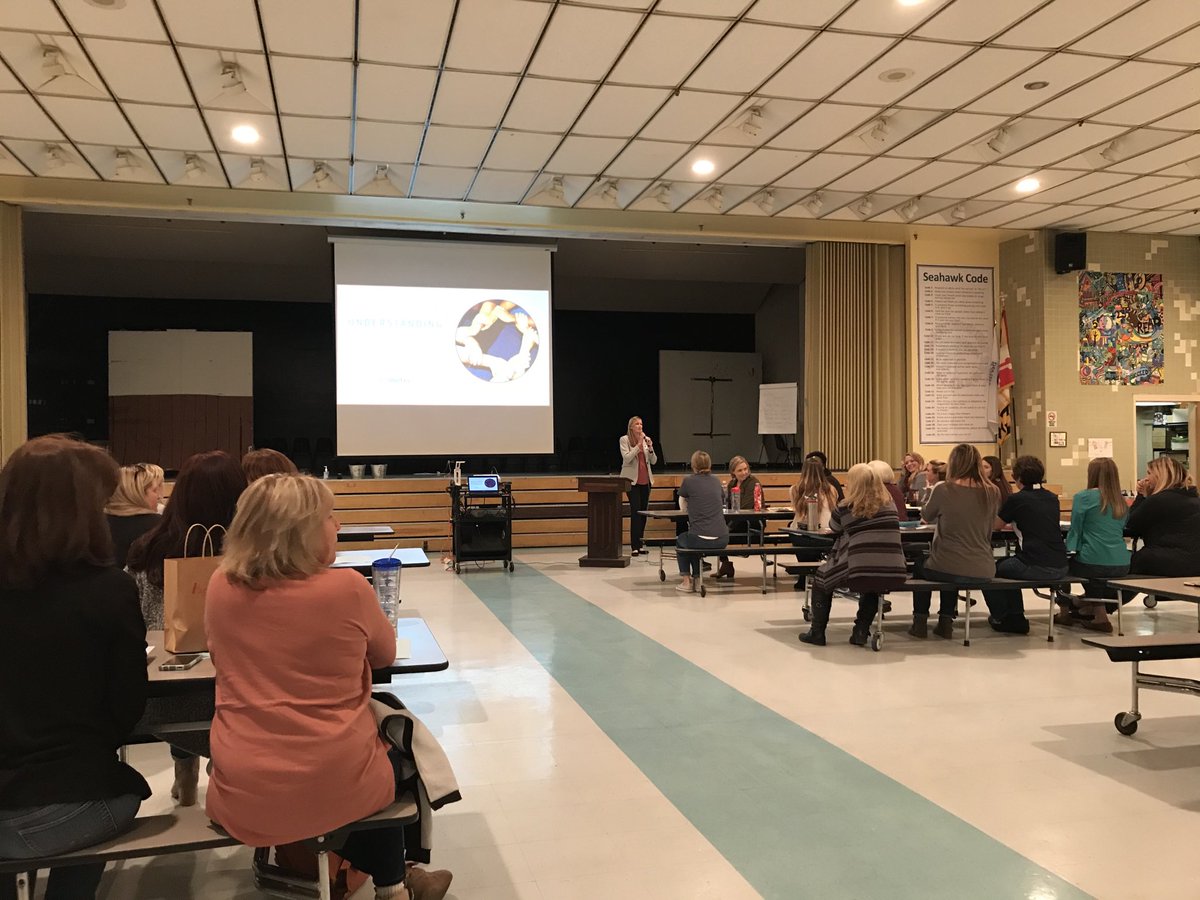 bisseahawks's tweet image. Thank you to Crystal Bell from ⁦@WorcesterHealth⁩ and ⁦@LAWilliamsLCSWC⁩ and the ACE Interface team for our PD today!! ⁦@WorcesterSystem⁩