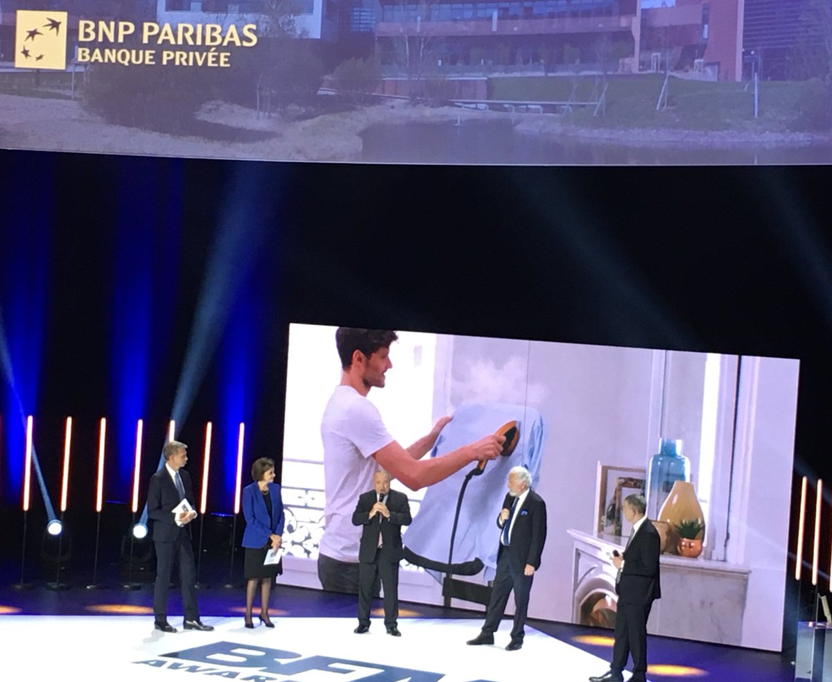 Au #BFMAwards prix de la #sagaFamiliale à <a href="/GroupeSEB/">Groupe SEB</a>. Leur recette de réussite sur la durée ? Une combinaison humain &amp; innovation et un mot d’ordre « marge ou crève »... <a href="/LeCercleWealth/">BNP Paribas Banque Privée</a> @WE_BNPP <a href="/WAI_BNPP/">WAI by BNP Paribas</a> <a href="/mabanque_bnpp/">Ma Banque BNP Paribas</a>