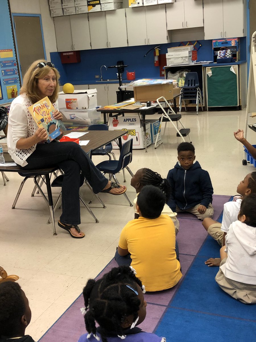 Lloyd Estates tweet media