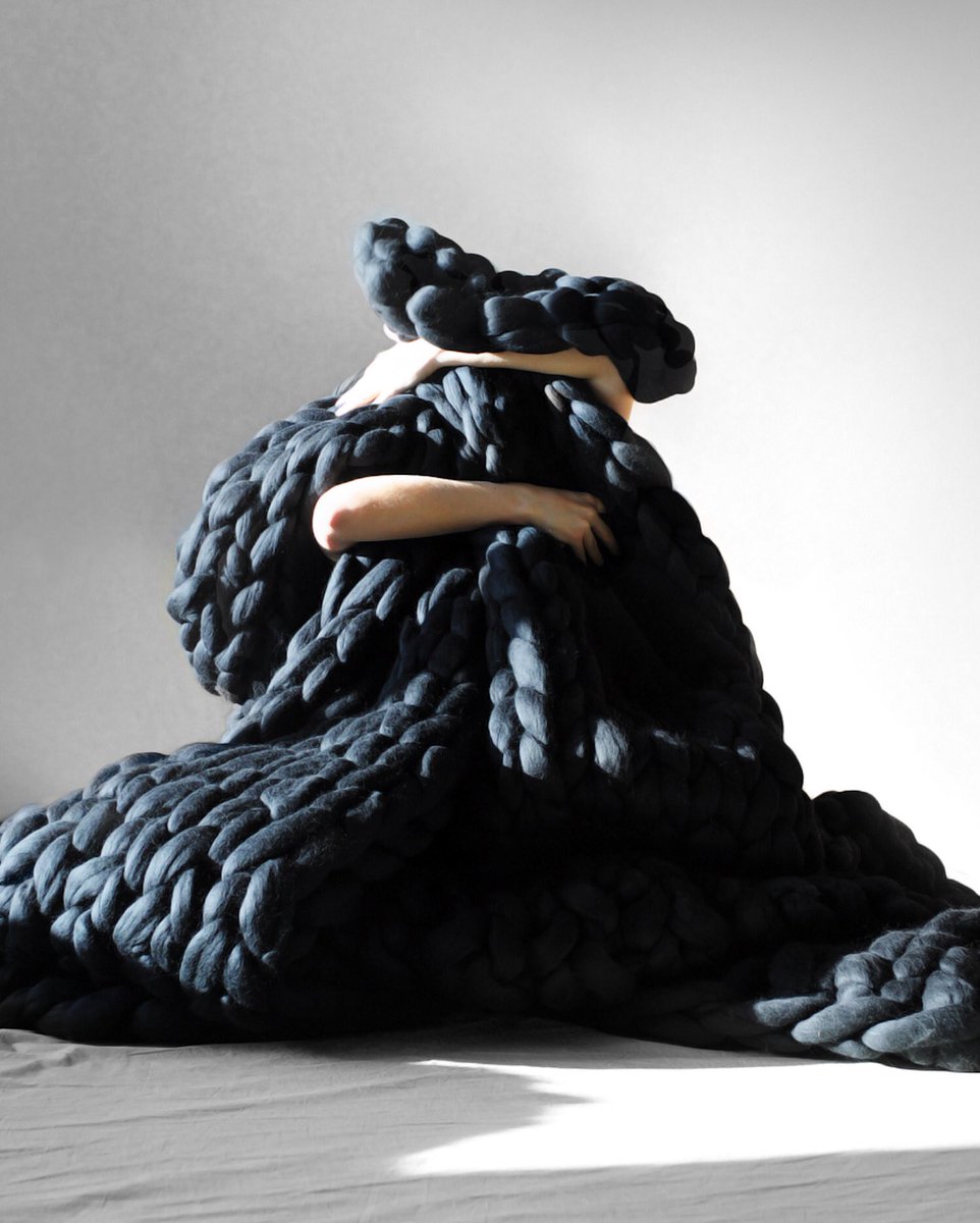 Gentle monster’s hugs 🖤