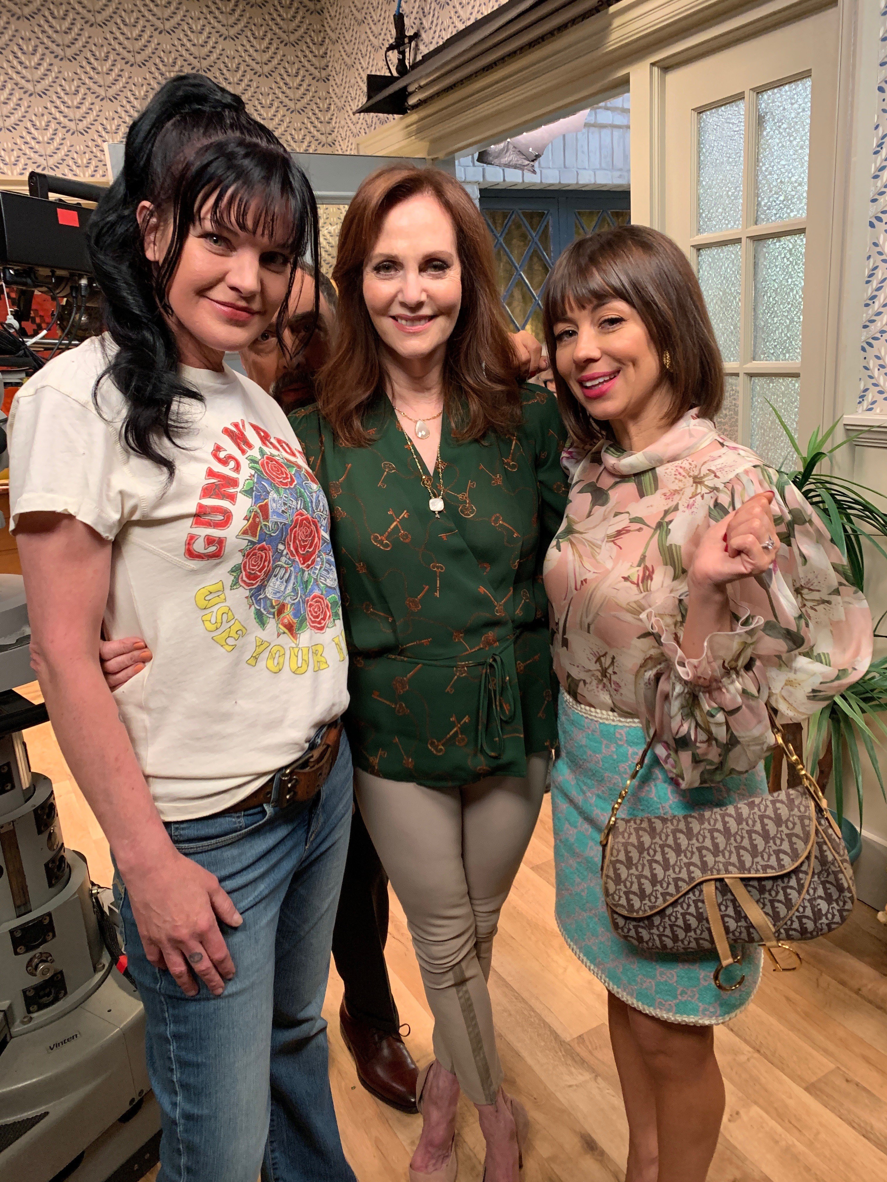 Lesley ann warren hot
