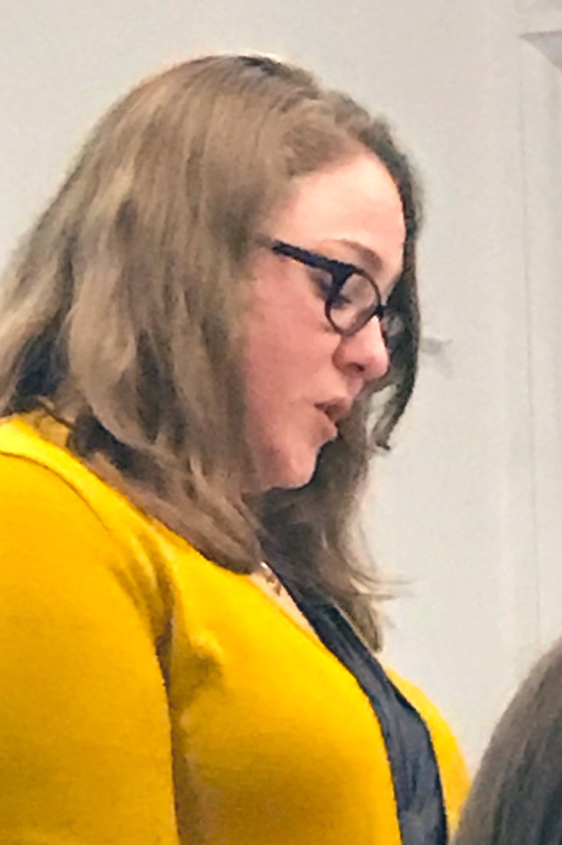 MimiThebo's tweet photo. @LuminousJune reads a pantoum about dendrochronology @BristolUni #mathspoems. It proves to be a profound investigation on the end of consciousness. https://t.co/qm8k0eqqpL