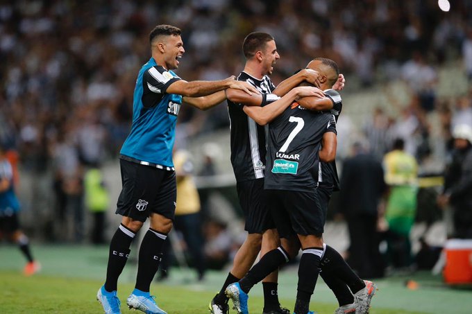 Ver imagem no Twitter