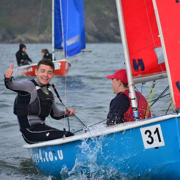 We couldn't resist putting up another pic from the <a href="/BUSASAILING/">BUSA Sailing</a> Fleets 📸 <a href="/PlymuniSail/">UPSPC</a>  #tbt #throwbackthursday #throwback #busafleets #fireflysailing #unisailing #studentswarm