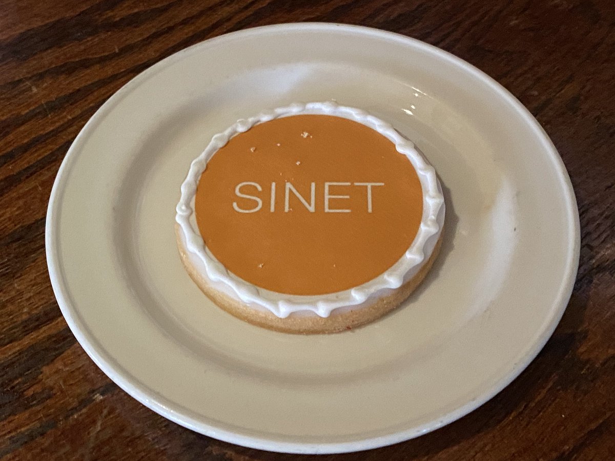 rmasuoka's tweet photo. I need sugar to process all the information pouring! #SINETDC https://t.co/MZWGN1vqHh