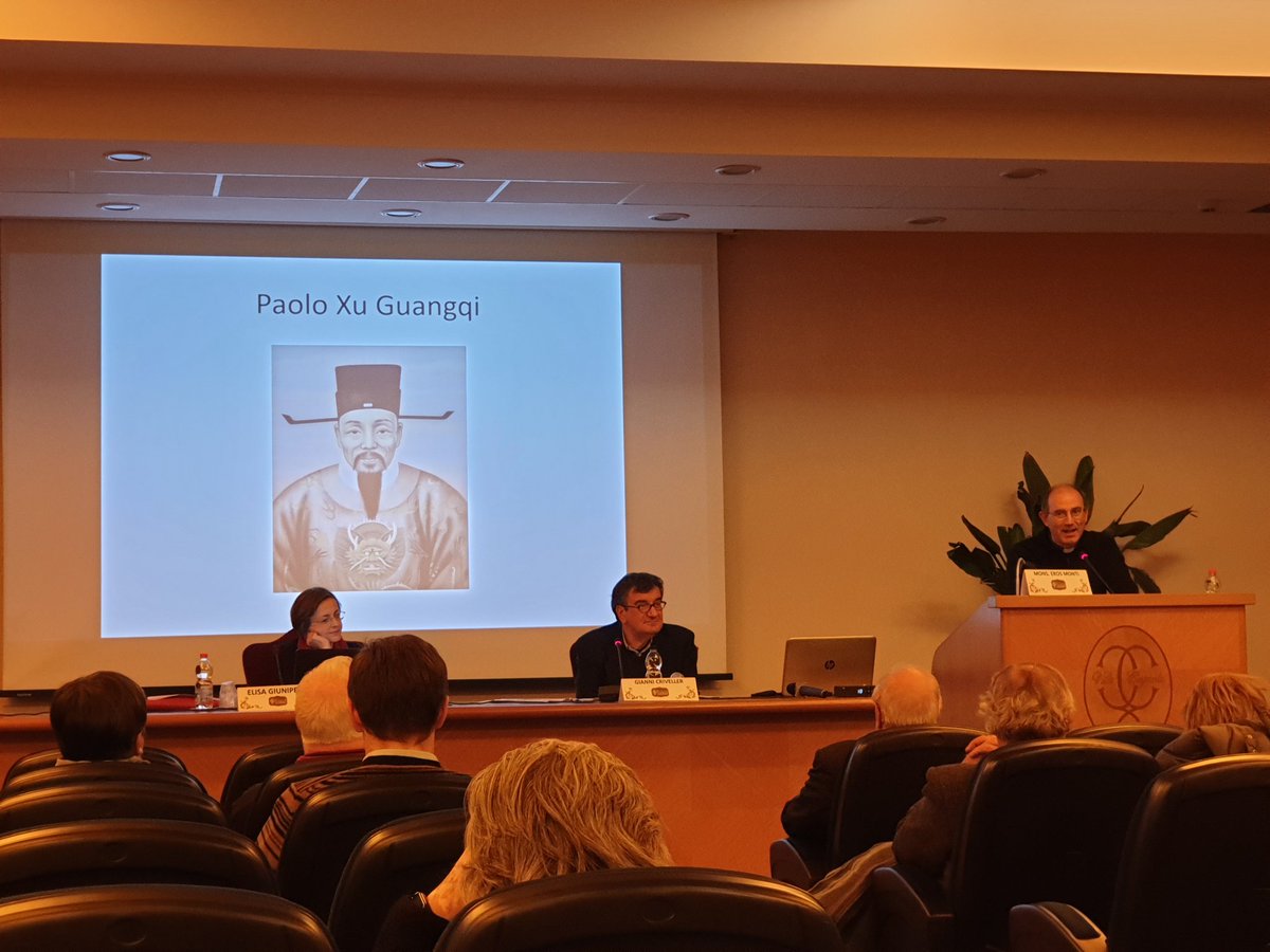 La #famiglia nello scenario #cinese. Con Gianni Criveller e Elisa Giunipero. Tra passato e presente della #tradizione #culturale cinese inizia il 41esimo convegno di studi a #villaCagnola 
Famiglia e #societa in #Cina