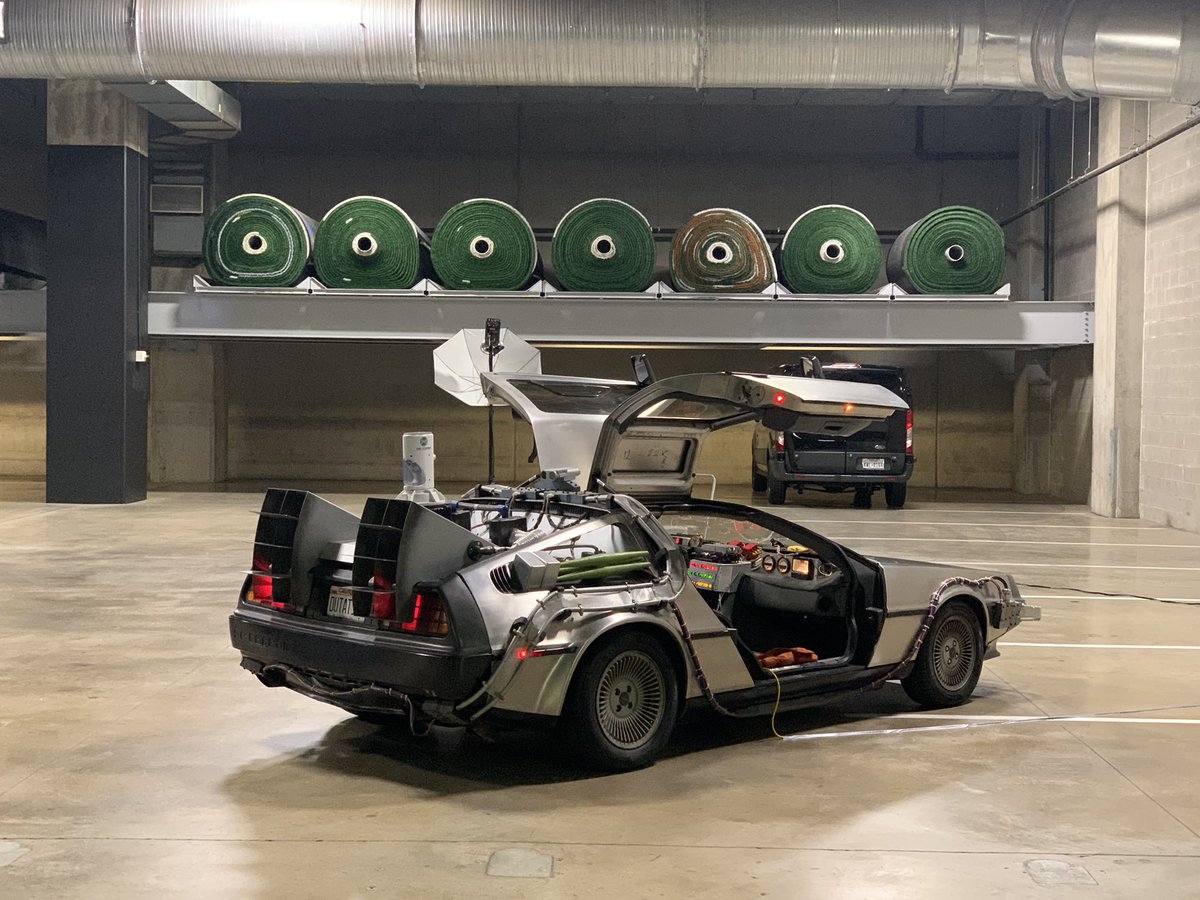 90minutetape's tweet photo. Being able to park near the DeLorean event area is pretty sweet. https://t.co/9X7jje80Gu