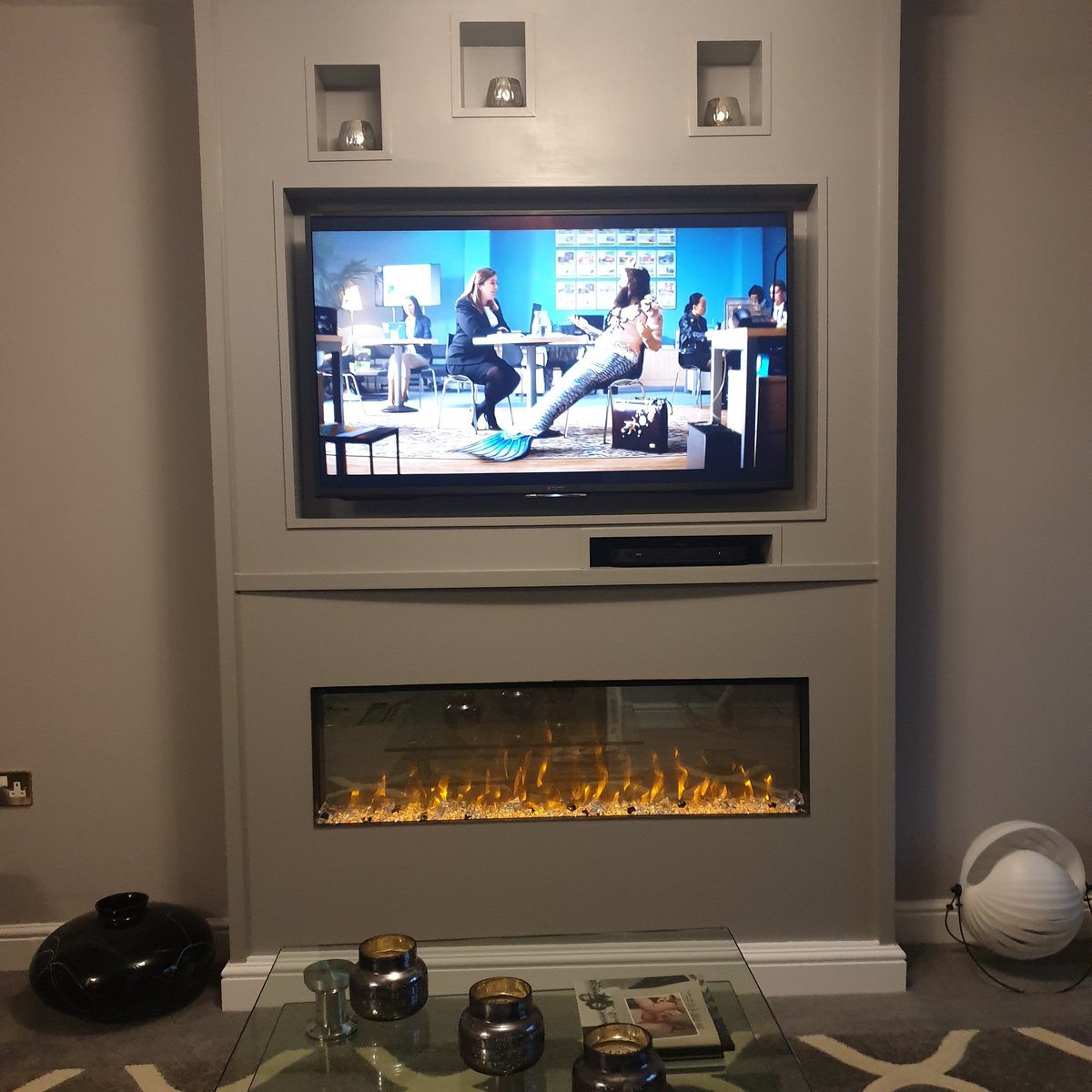 T.v unit made on site for a client in Penistone.  #pudseyjoinery #EBAcircle #yorkshirehour #leedshour #harrogatehour #homeimprovement