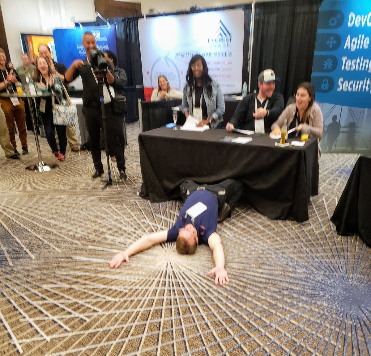BobCrews_CPTech's tweet image. A brief lesson on &quot;how to show you&apos;re excited when you win the #Checkpointech prize here at #AgileDevOpsEast&quot;! Crazy great conference!