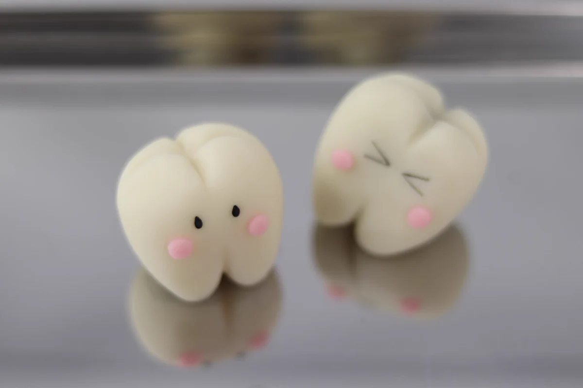 今日はいい歯の日！というわけで歯の和菓子が作られたそうだ‼