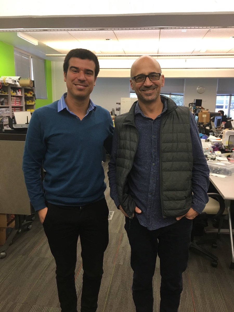 darkzarra's tweet image. Hoy me reuní con el gran @dror_yaron Outreach Director del #CreateLab de la @CarnegieMellon. Charlamos sobre cómo usar #crowdsourcing #collaborativeInnovation y #MachineLearning para #hackear problemas públicos. Thanks for the talk Dror! #EFJourney