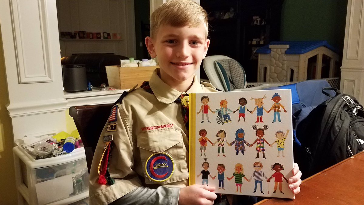 tarakundert's tweet photo. Excited to have pictures from @NobleCrossing s #oneschoolonebook challenge start to come in!! ❤️❤️ https://t.co/TerfDfqCzj