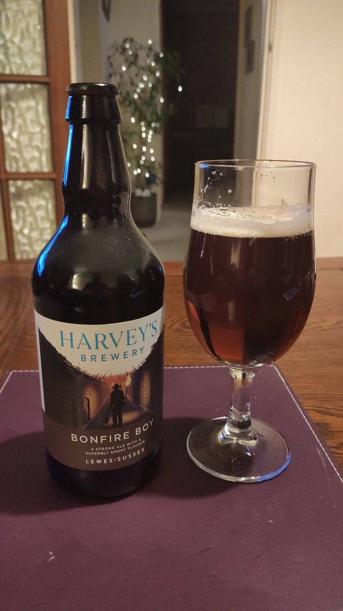 grayum's tweet image. #BeerBods My formative beer-years brewery. Lovely thick, smokey, warming with treacly bit at the end. Bit sweeter than I normally like but good anyway.