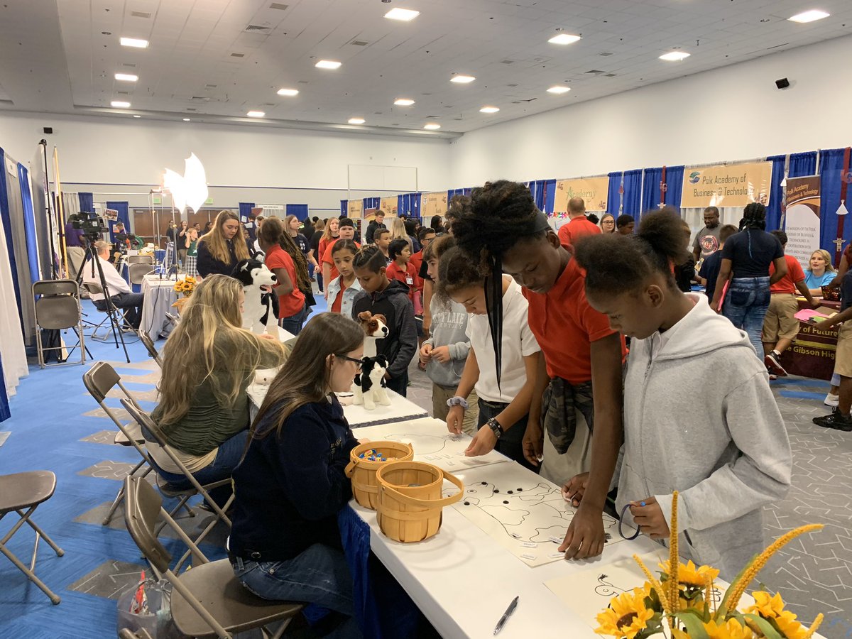 troctitans's tweet photo. Our #academies being represented at @PolkSchoolsNews annual school showcase. Great job!!! #lovepolkschools #ready2roc https://t.co/odn6NK7UWF