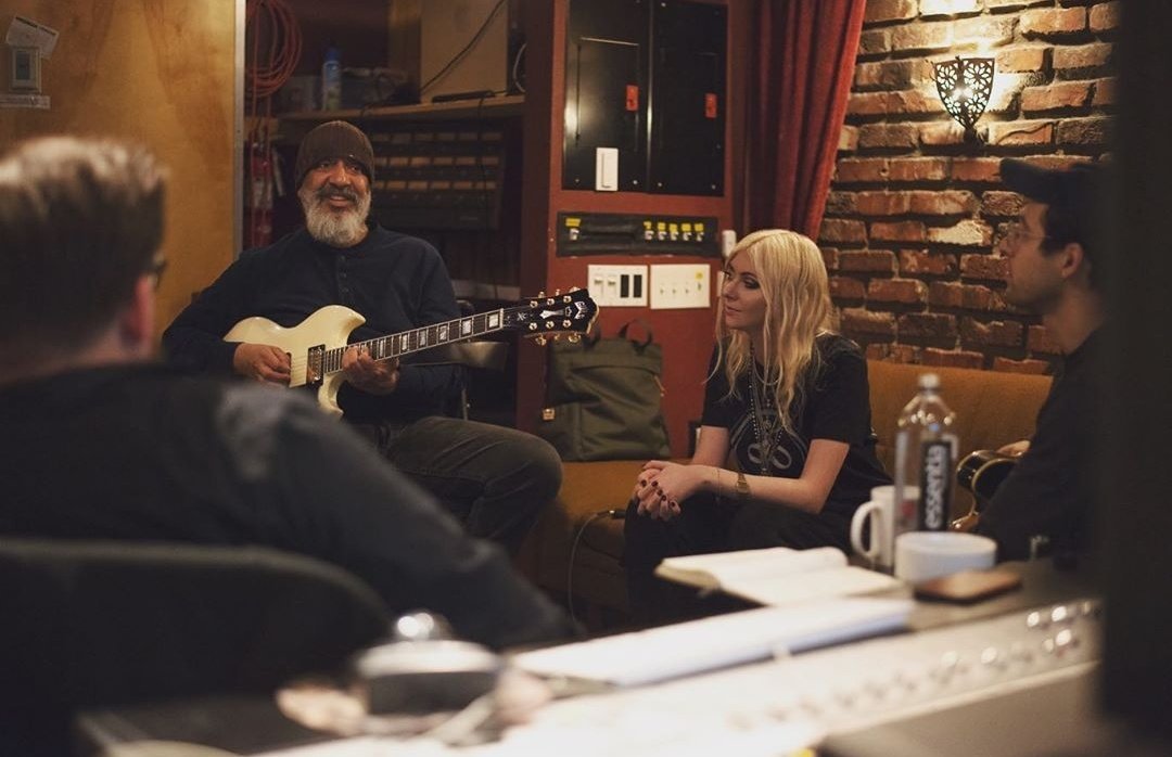 Great things are happening right now 👍 @taylormomsen @TPROfficial #MattCameron #kimthayil #soundgarden #theprettyreckless #TPR4