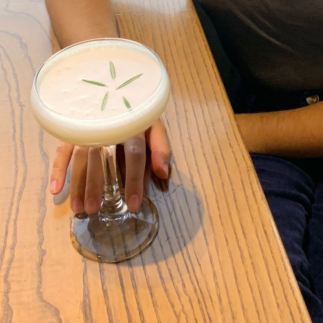 🍹 Thirsty Thursday Cocktail Hour 🍹 How many of you wish you were on your way to the Greek Isles instead of wherever you are... our cocktail is sure to help with this!  

GET HIM TO THE GREEK 
Vodka
Honey
Coconut Greek Yogurt 
Rosemary  

#ThirstyThursday #mixology101la