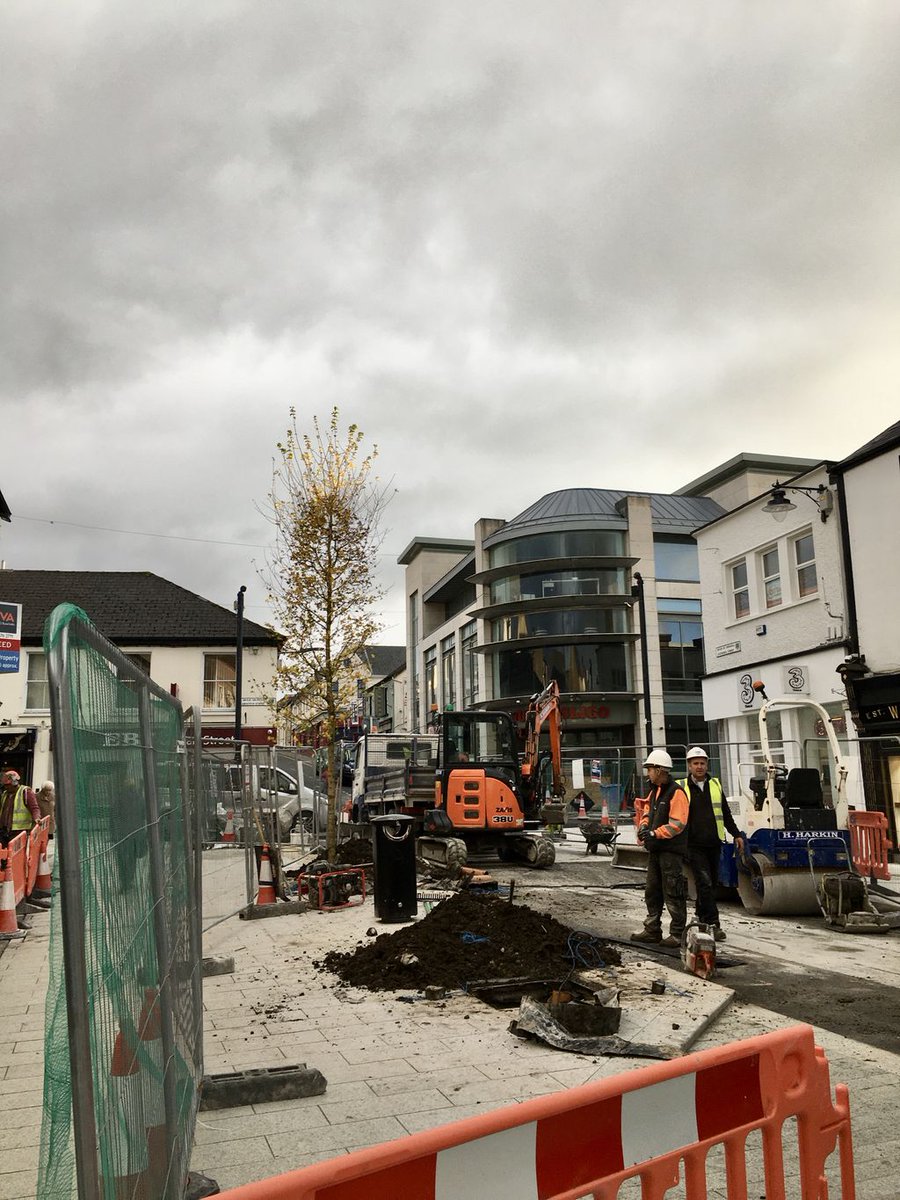 Amuigh Faoin Aer tweet media