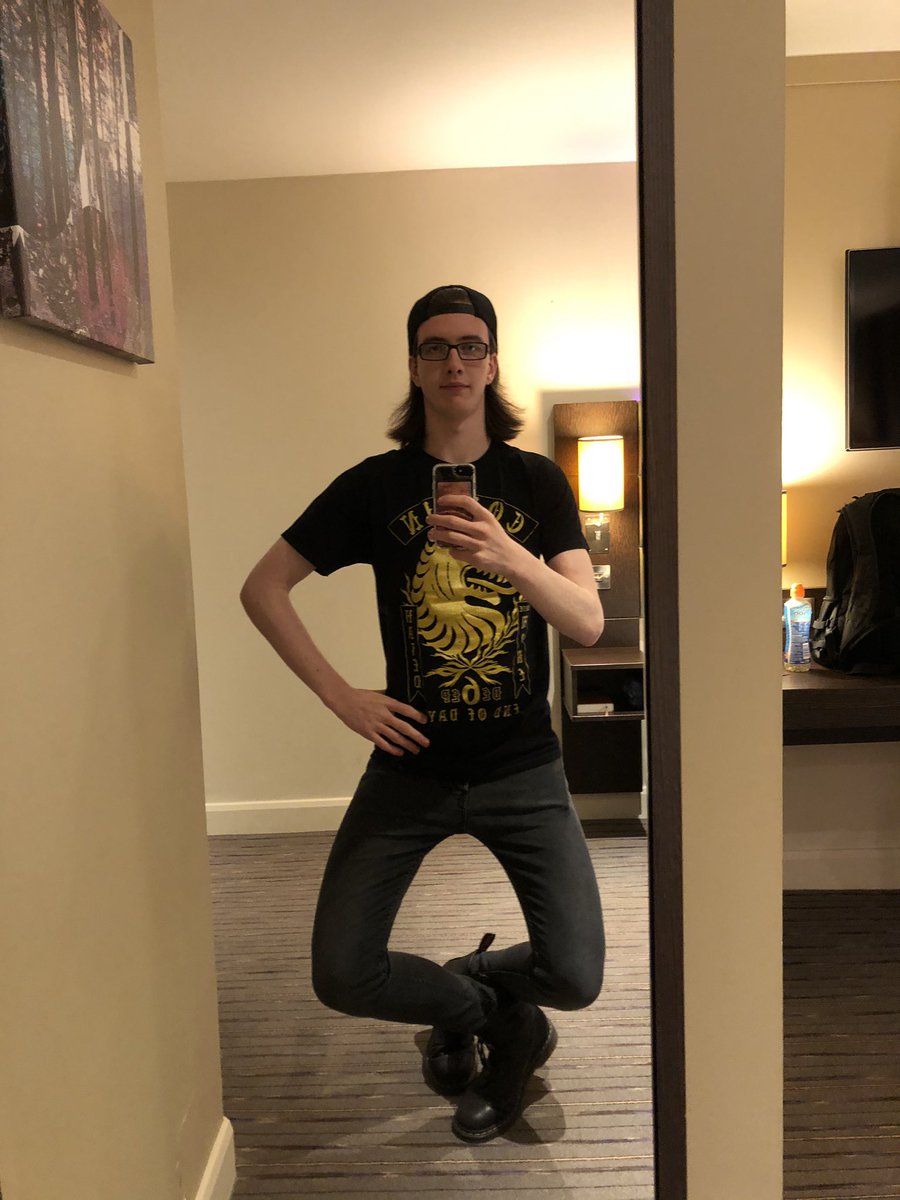 I’m not usually around any full length mirrors